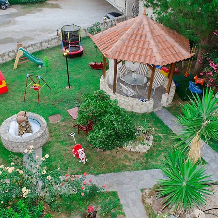 Yannis Pothoulakis Apartments Almirida Exteriör bild